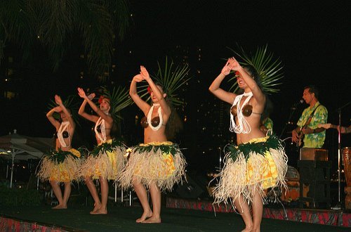 Oahu Luau  Hawaiian Hospitality at Its Best